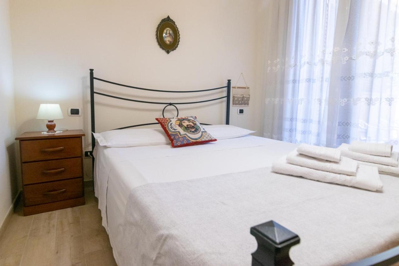Corallo Holiday House Acitrezza Aci Trezza Exterior photo